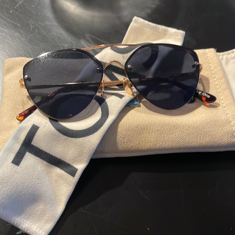 Toms sunglasses